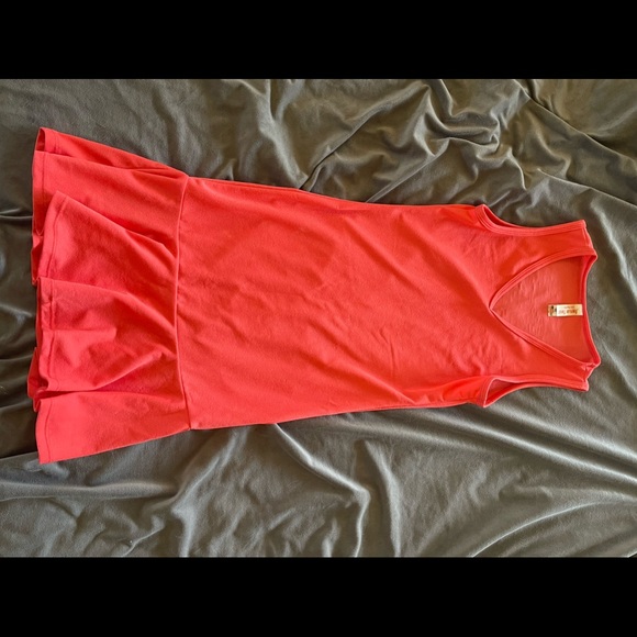 Flutter bottom mandarin dress - Picture 1 of 4